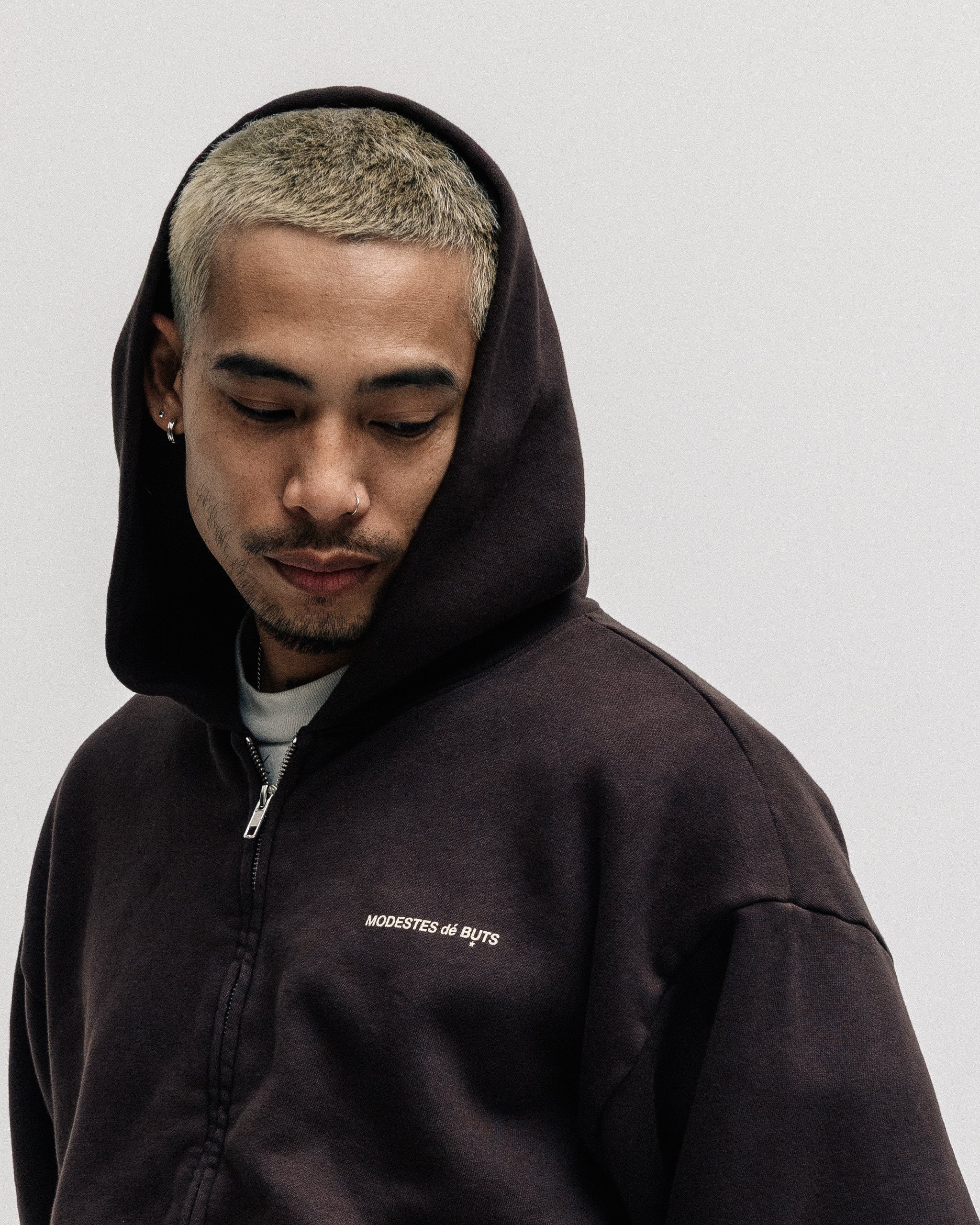 "MODESTES dé BUTS" Hoodie